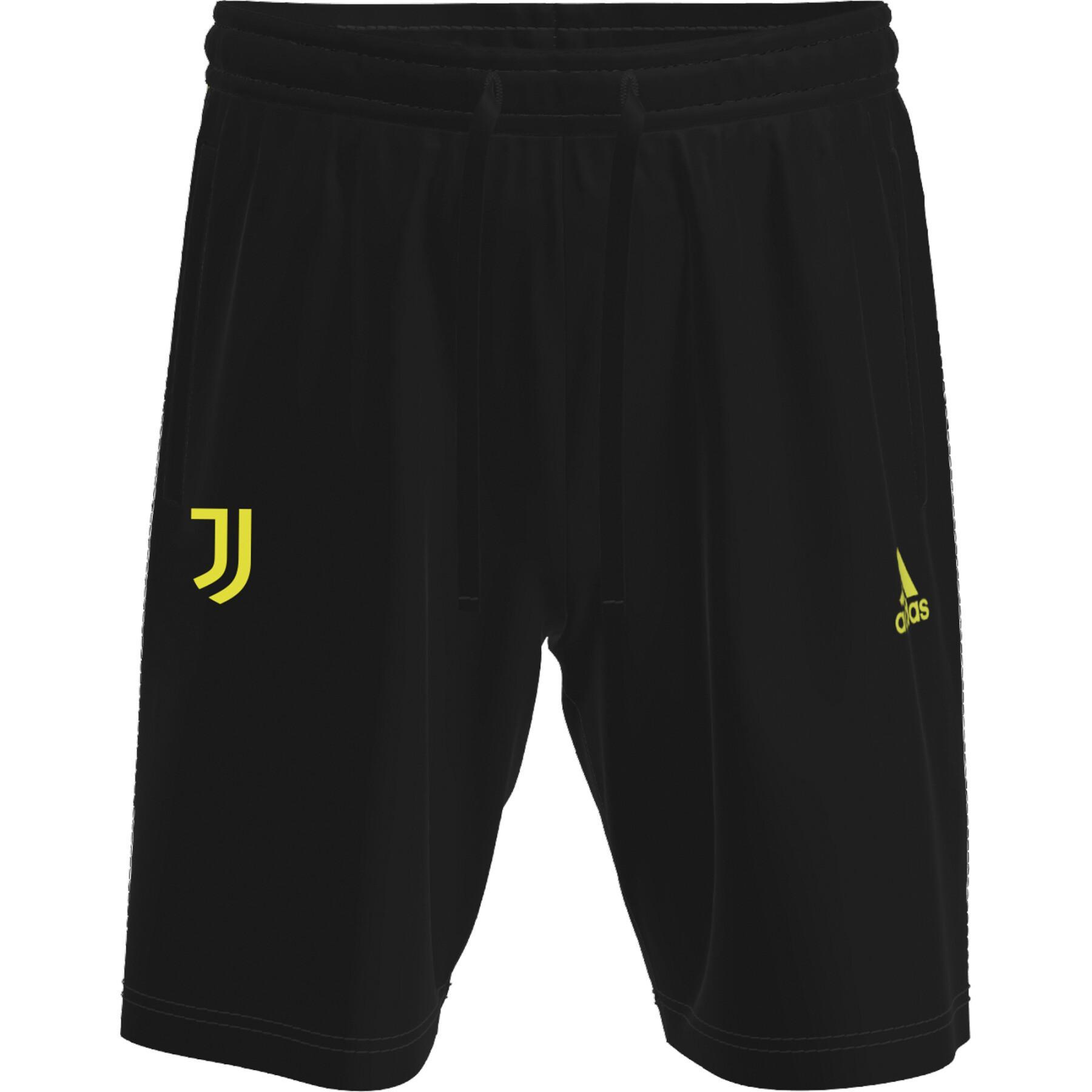 Short Juventus Travel