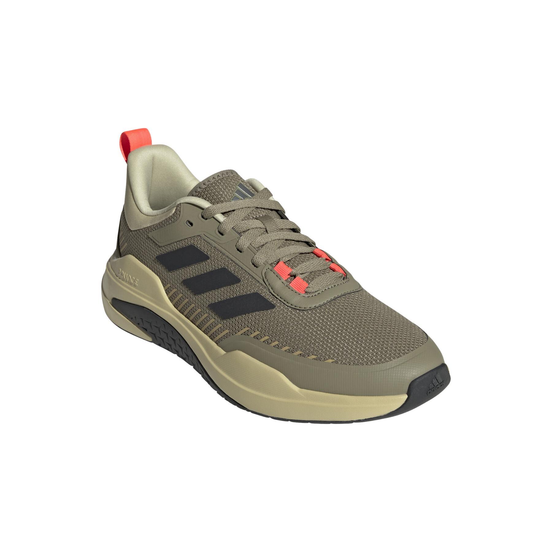 Chaussures adidas Trainer V