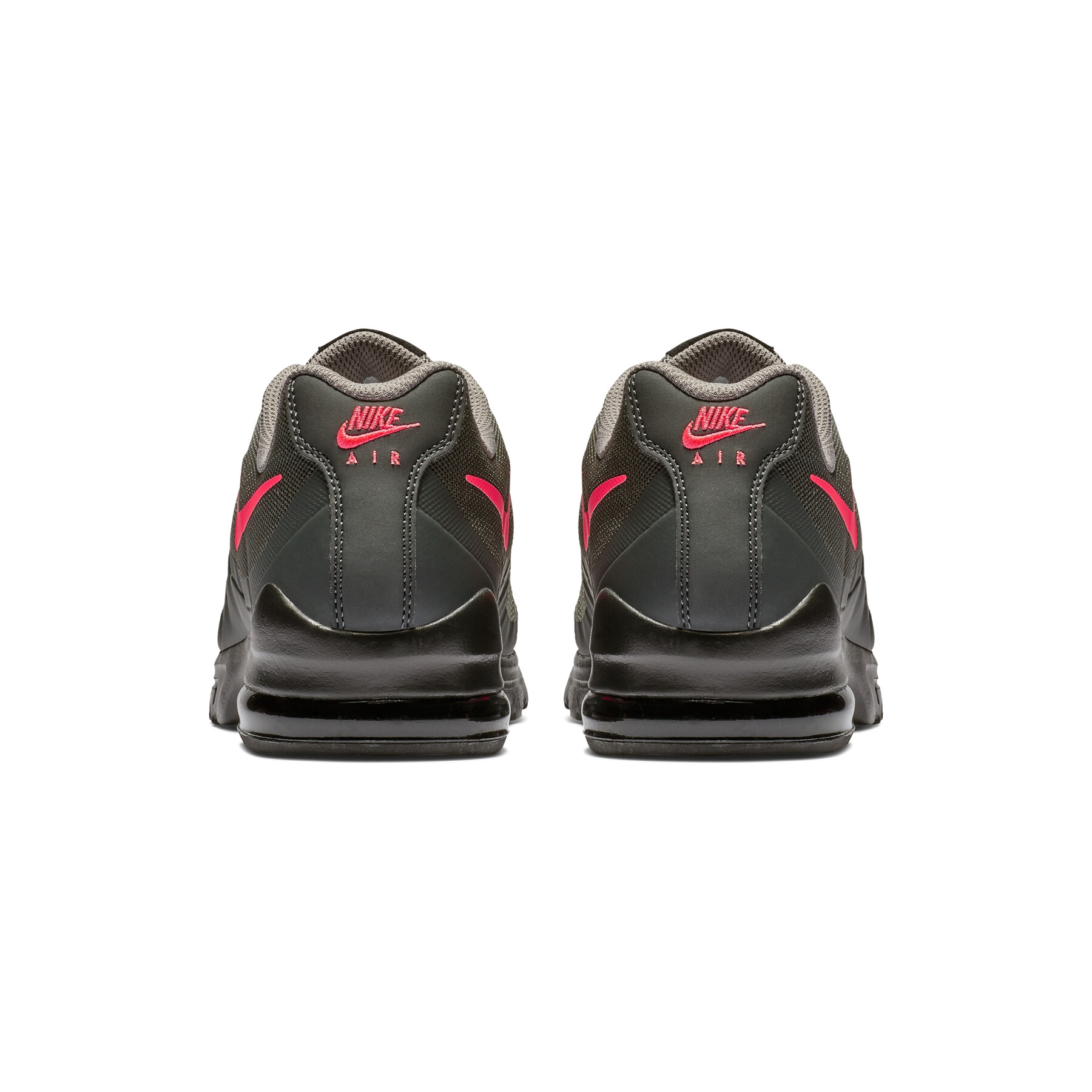 Baskets Nike Air Max Invigor