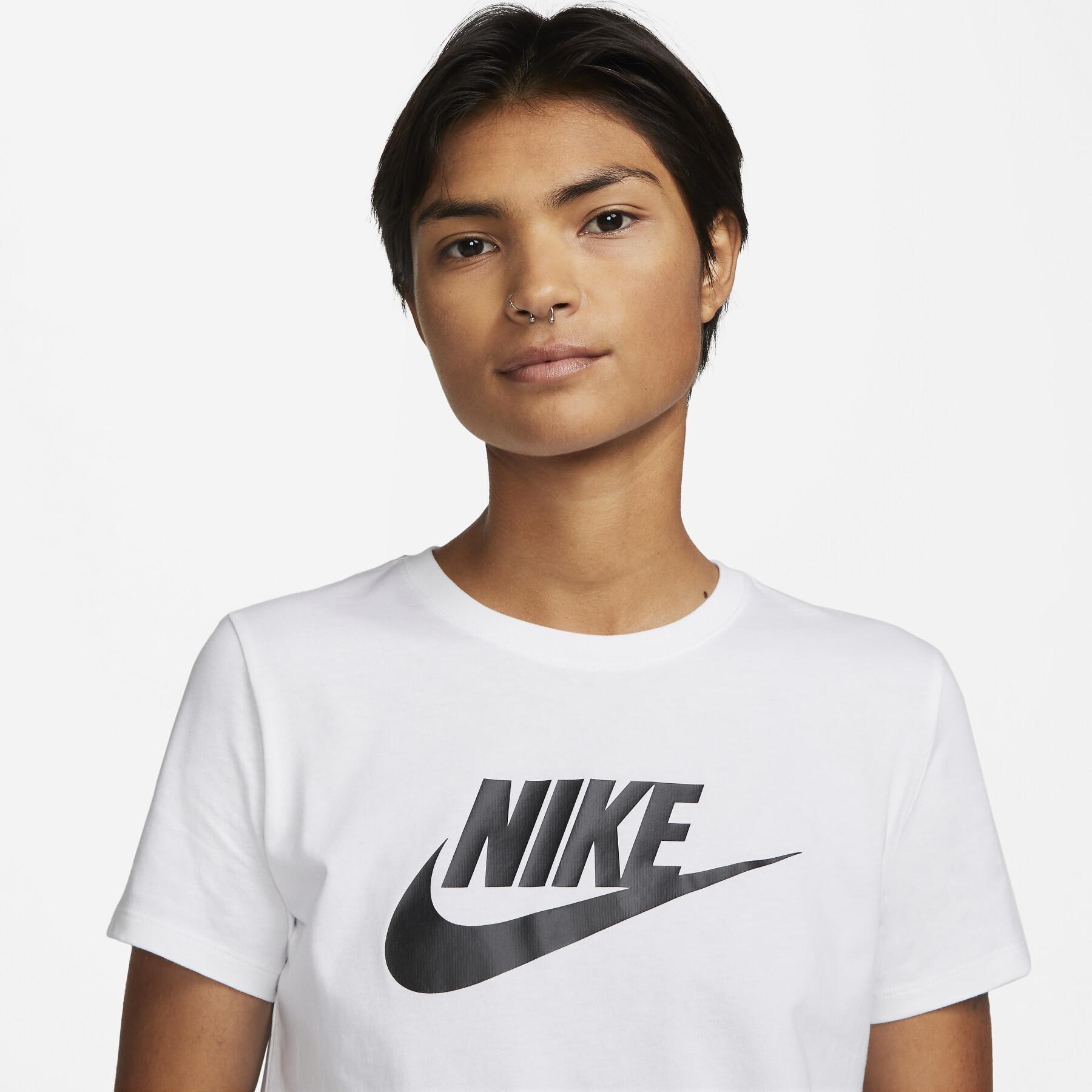 T-shirt femme Nike Essential Icn Ftra